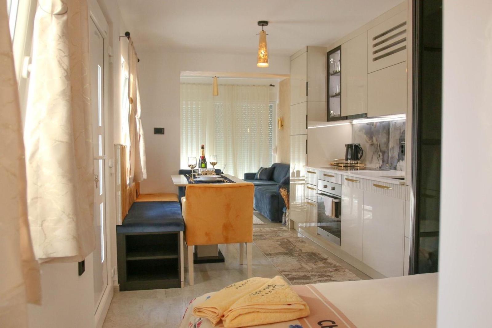 Porta Aurea Nasice Apartman Kültér fotó